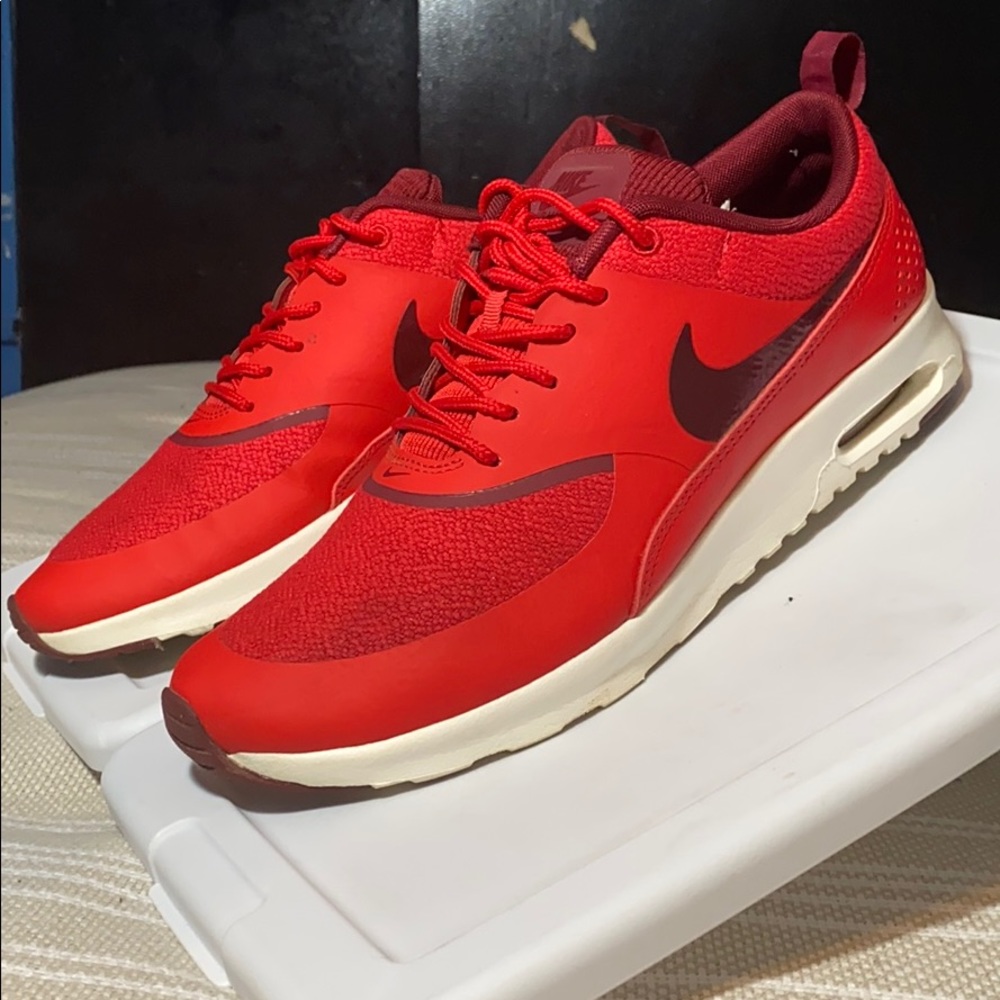 Nike